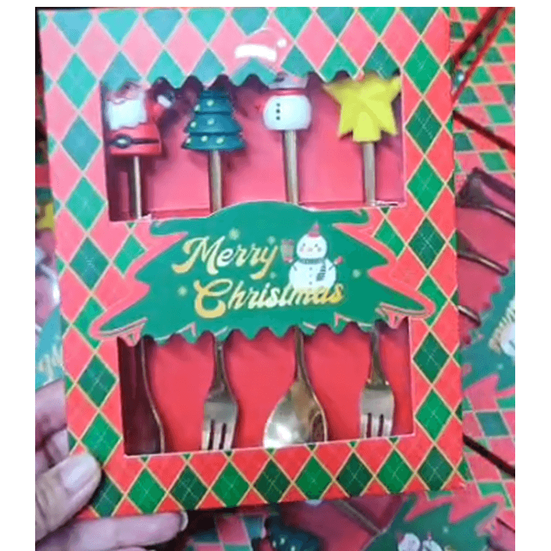 Set de cubiertos navideños x 4 pcs Dorado y Plateado