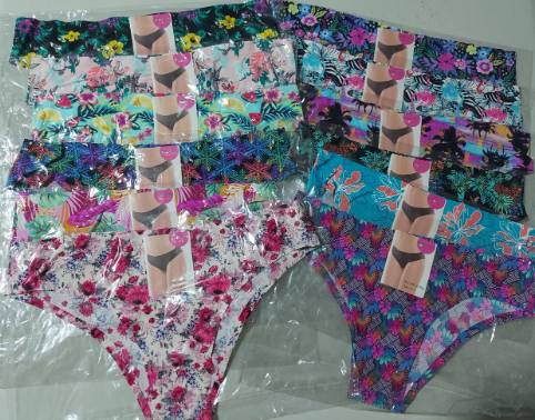 Calzón bikini con diseño